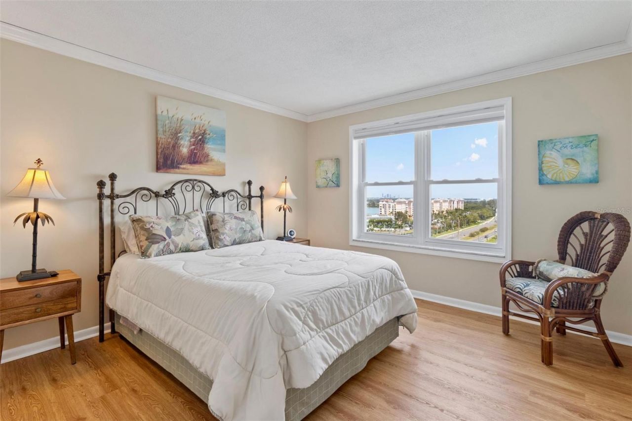 5220 Brittany Drive S, Unit 1309, Saint Petersburg, FL 33715 Photo