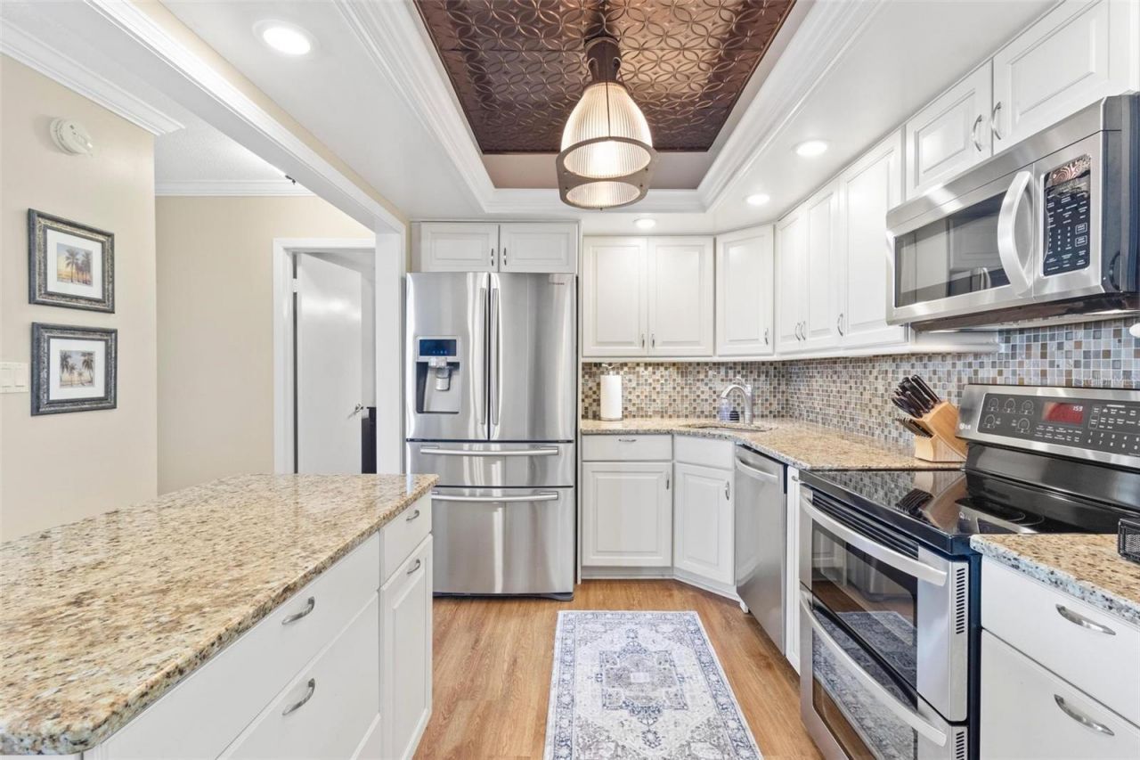 5220 Brittany Drive S, Unit 1309, Saint Petersburg, FL 33715 Photo
