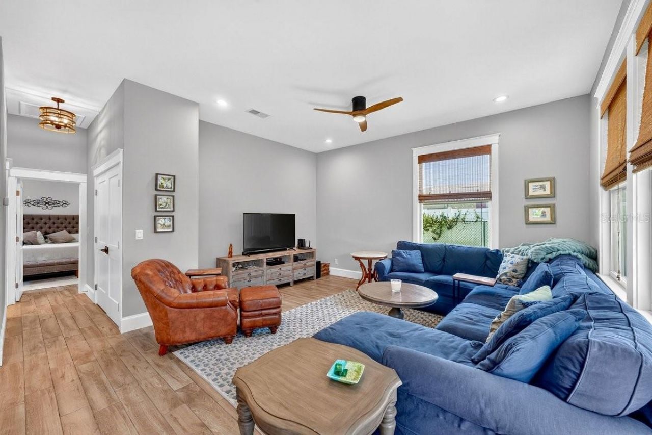 507 Goodwin Avenue, New Smyrna Beach, FL 32169 Photo
