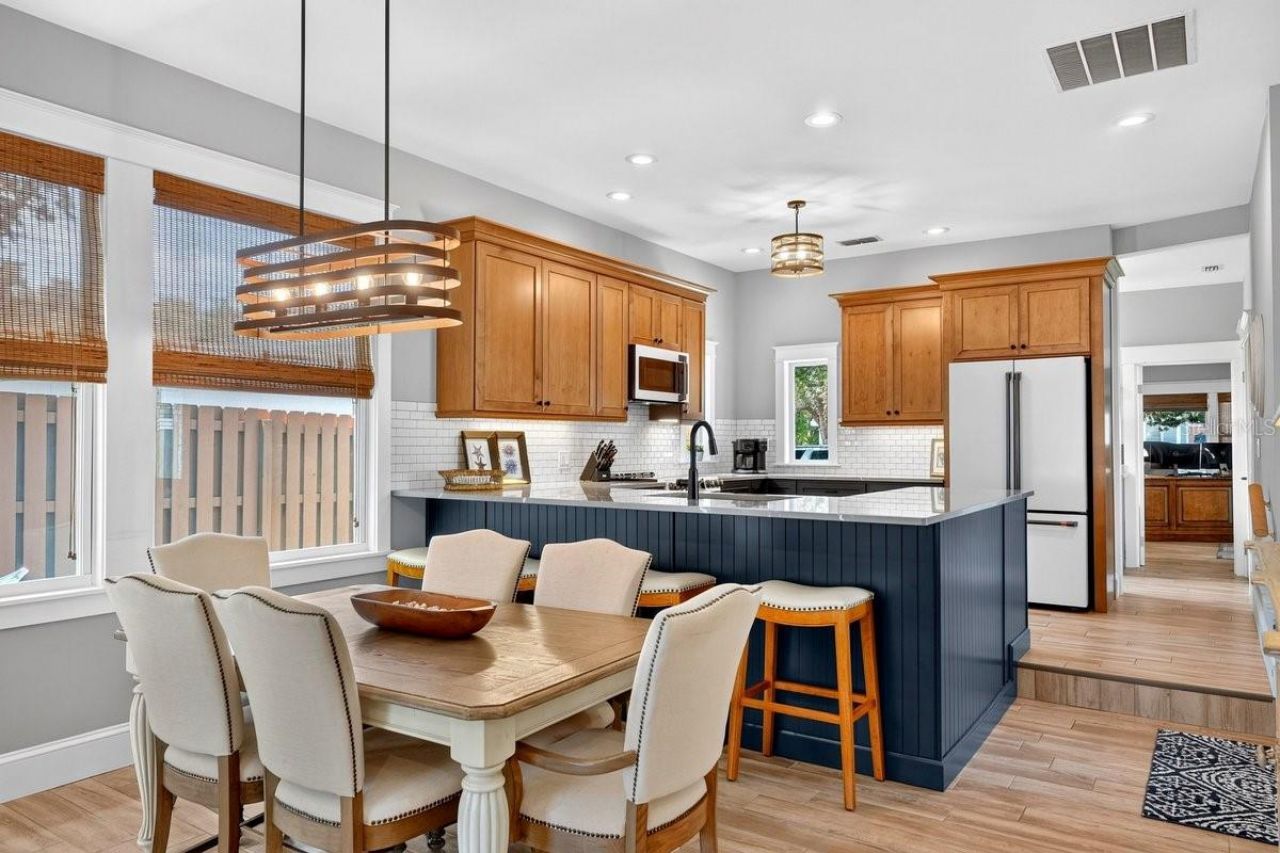 507 Goodwin Avenue, New Smyrna Beach, FL 32169 Photo