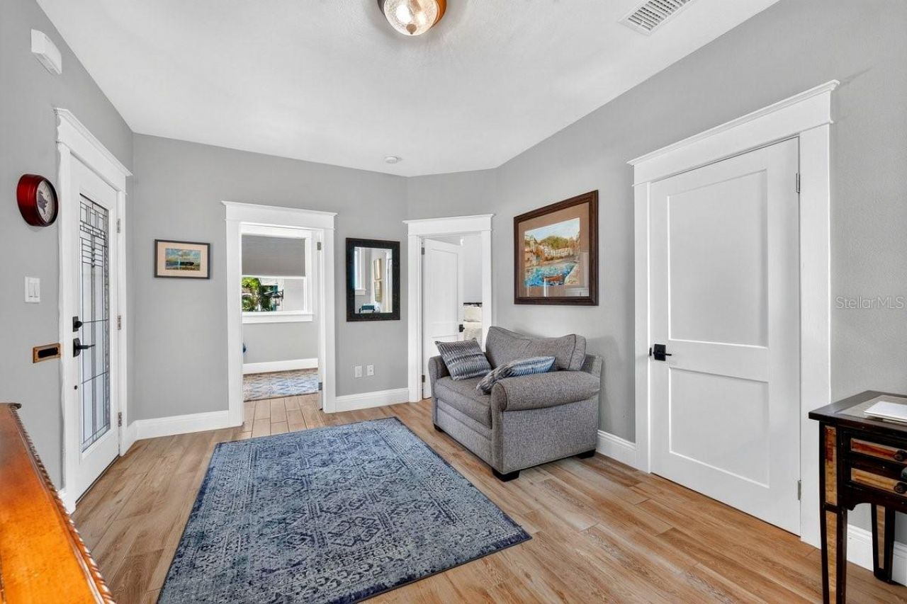 507 Goodwin Avenue, New Smyrna Beach, FL 32169 Photo