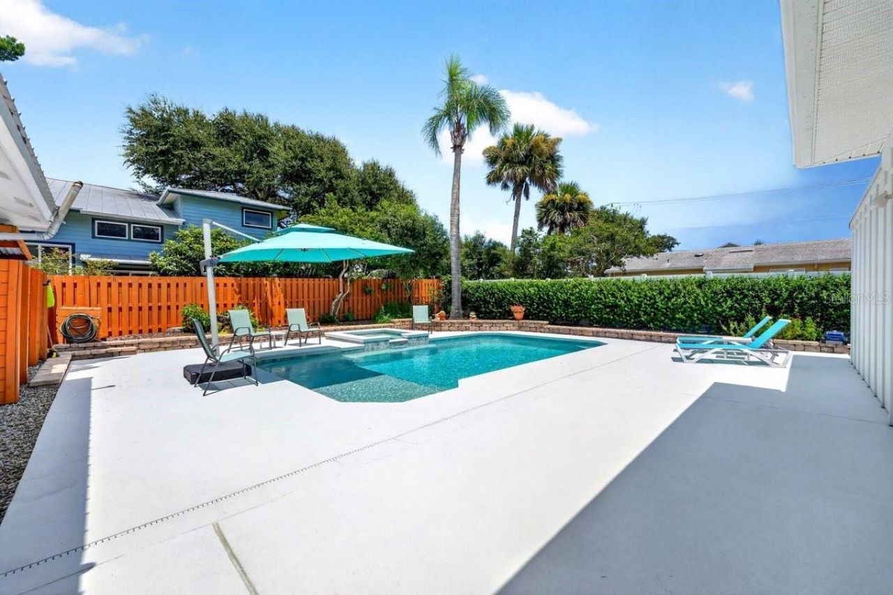 507 Goodwin Avenue, New Smyrna Beach, FL 32169 Photo