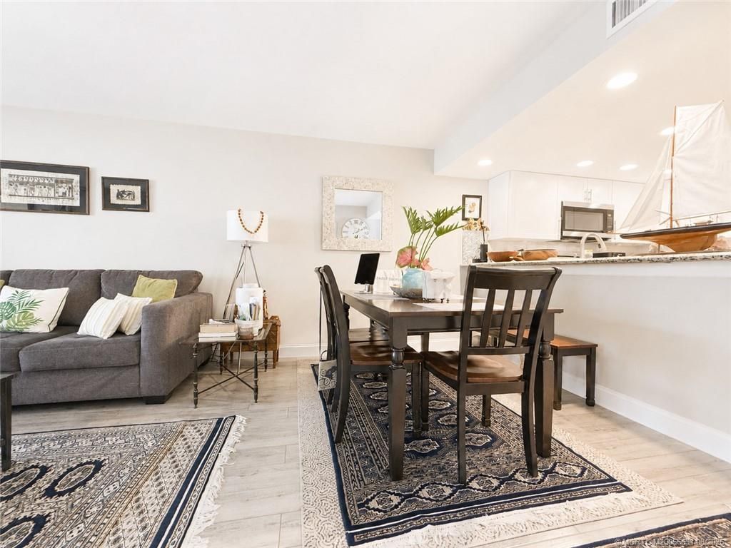 390 NE Edgewater Drive , Unit 302, Stuart, FL 34996 Photo