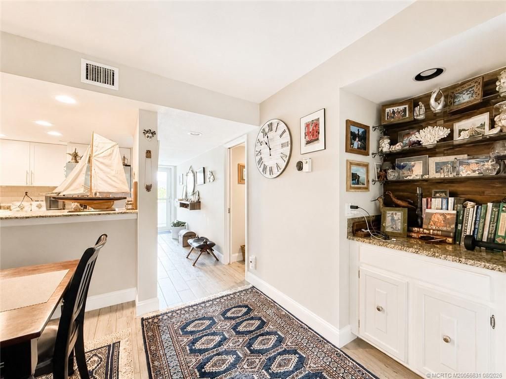 390 NE Edgewater Drive , Unit 302, Stuart, FL 34996 Photo