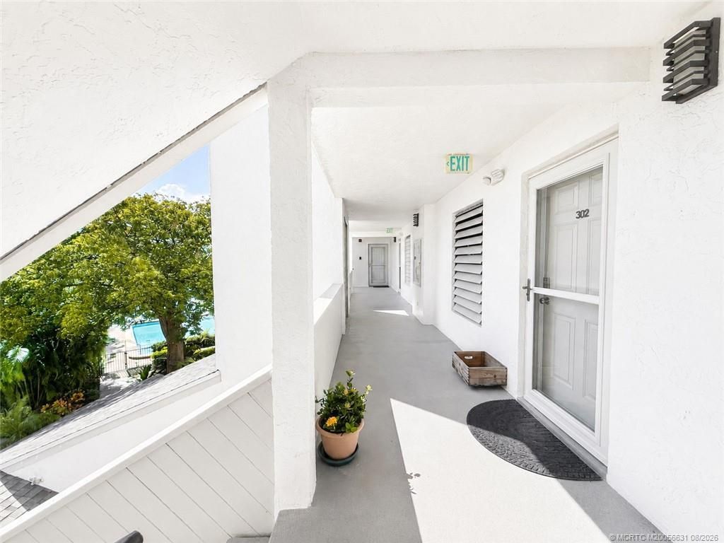 390 NE Edgewater Drive , Unit 302, Stuart, FL 34996 Photo