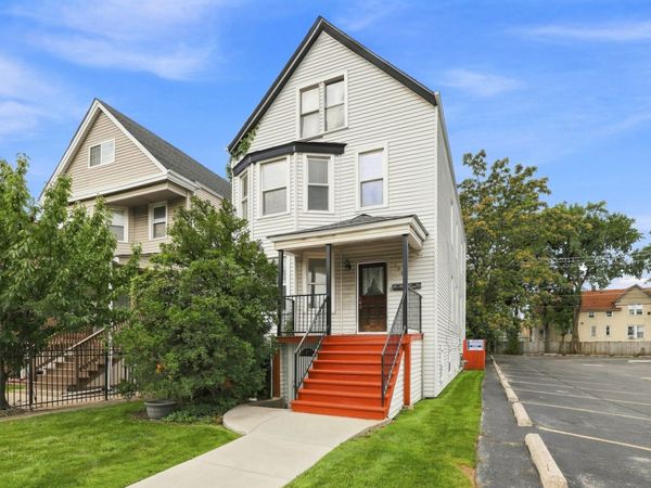 3516 N Cicero Avenue , Chicago, IL 60641
