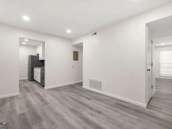 1166 Booth Road SW, Unit 202, Marietta, GA 30008