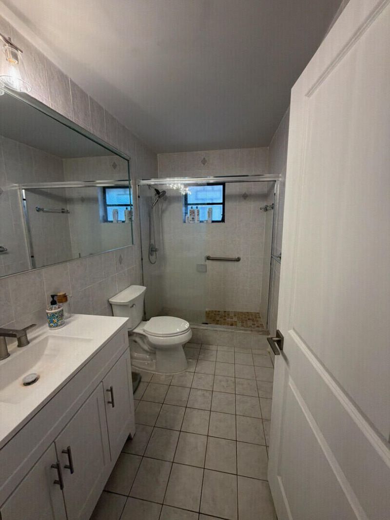 1212 SW 30th Place, Miami, FL 33135 Photo