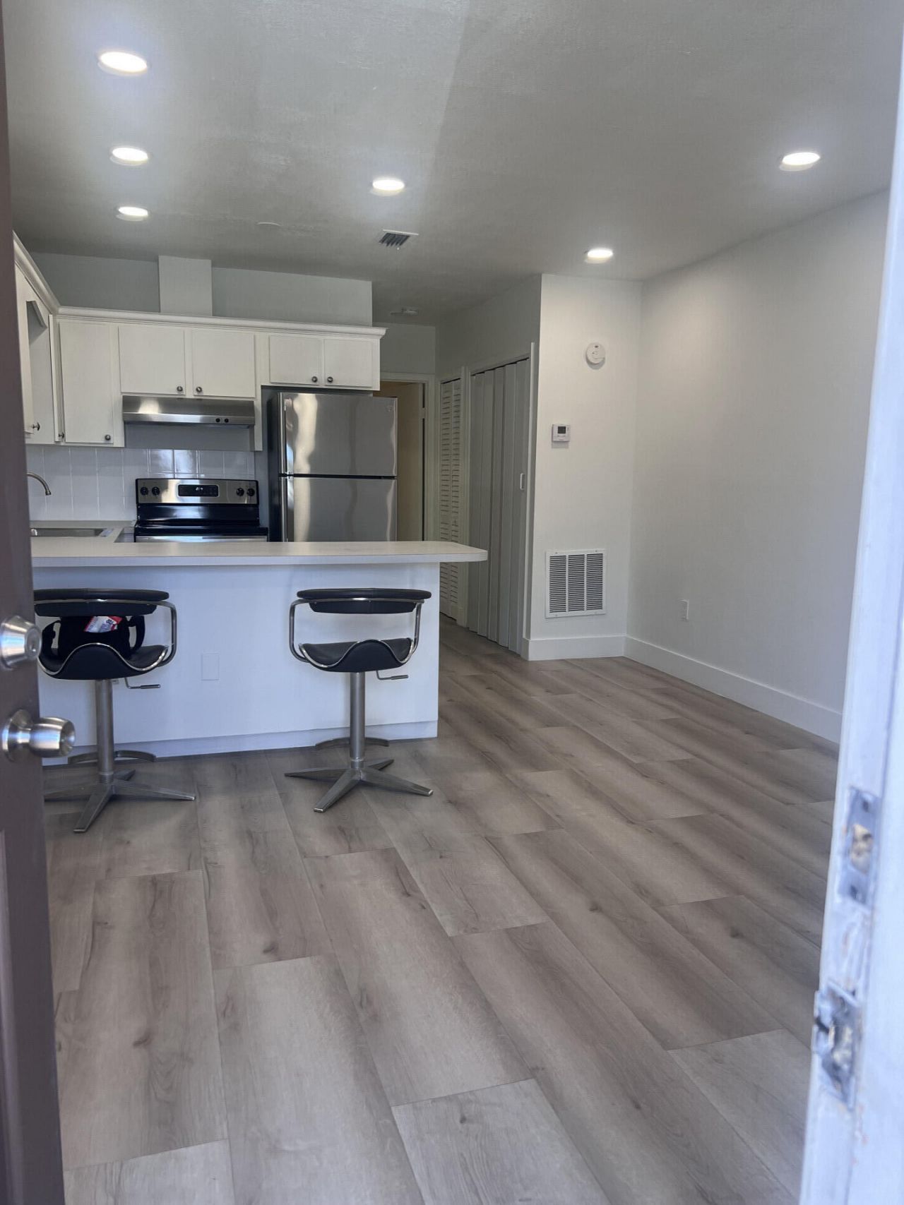 1212 SW 30th Place, Miami, FL 33135 Photo