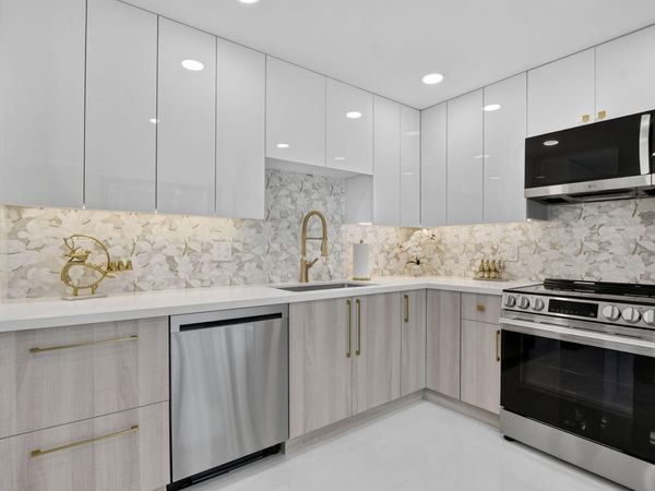 7847 Lakeside Boulevard, Unit 1021, Boca Raton, FL 33434