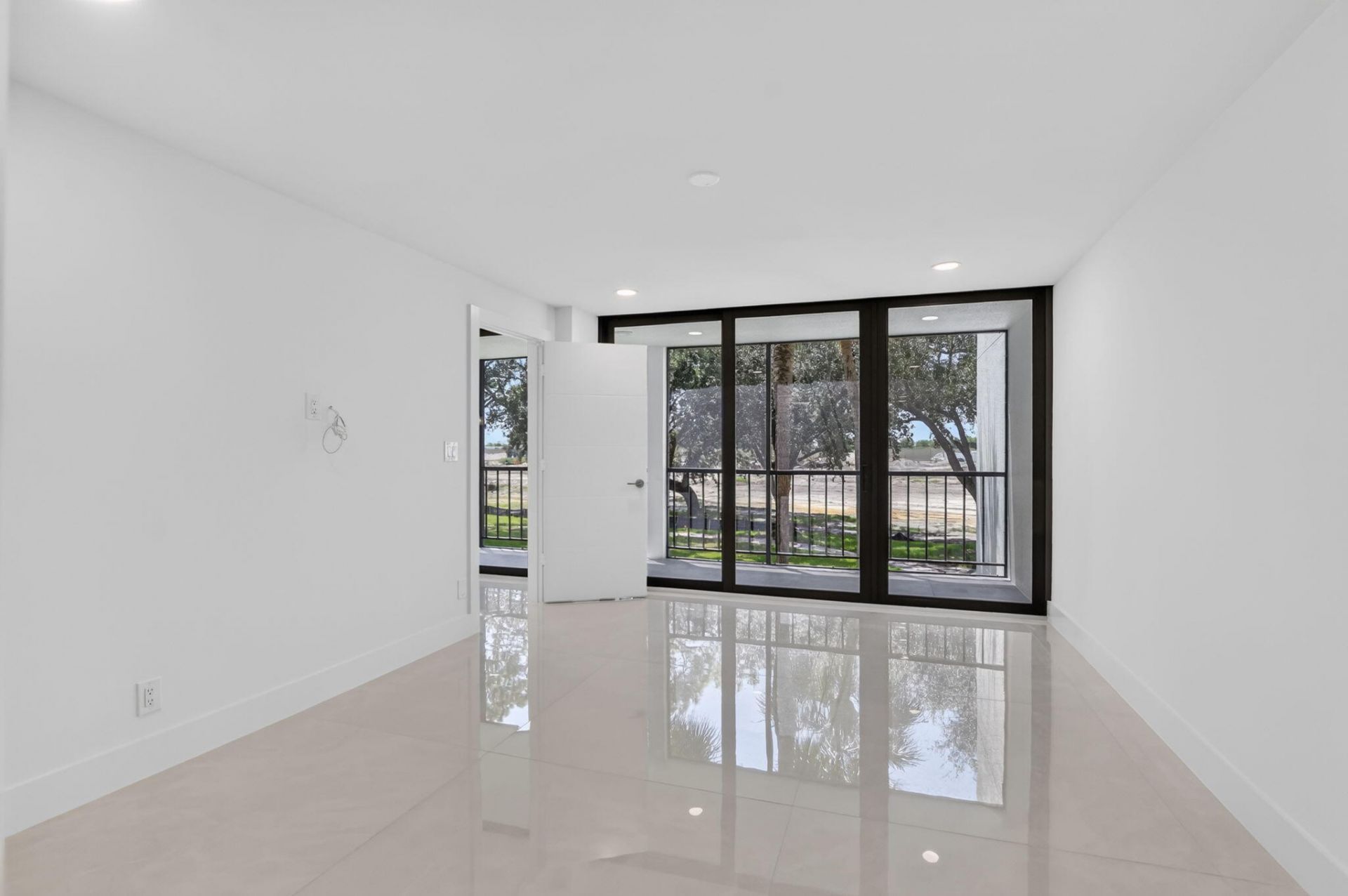 7847 Lakeside Boulevard, Unit 1021, Boca Raton, FL 33434 Photo