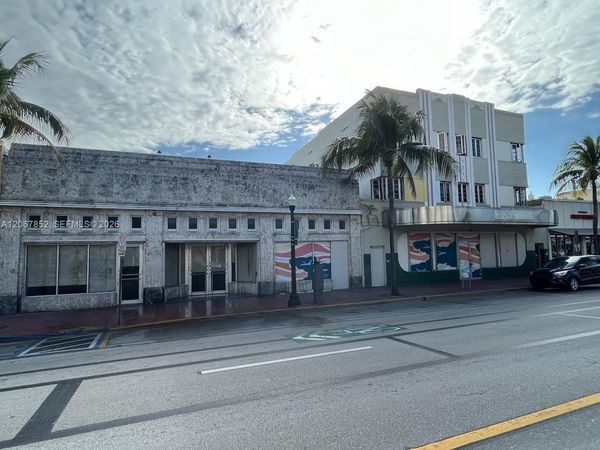 Miami Beach, FL 33139