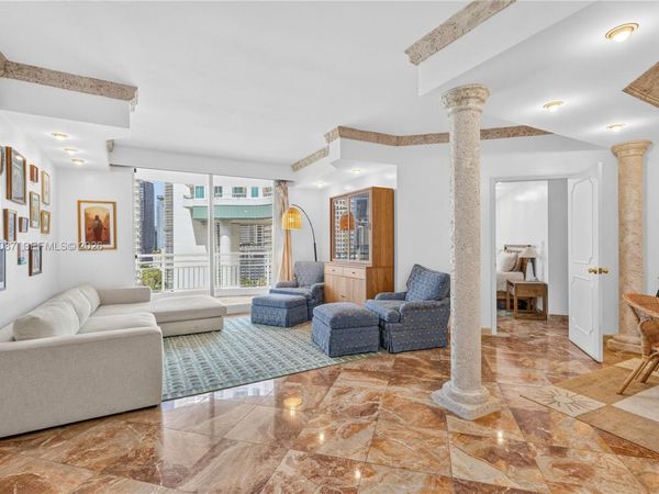 888 Brickell Key Dr , Unit 1600, Miami, FL 33131