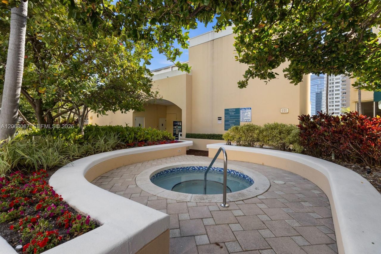 888 Brickell Key Dr , Unit 1600, Miami, FL 33131 Photo