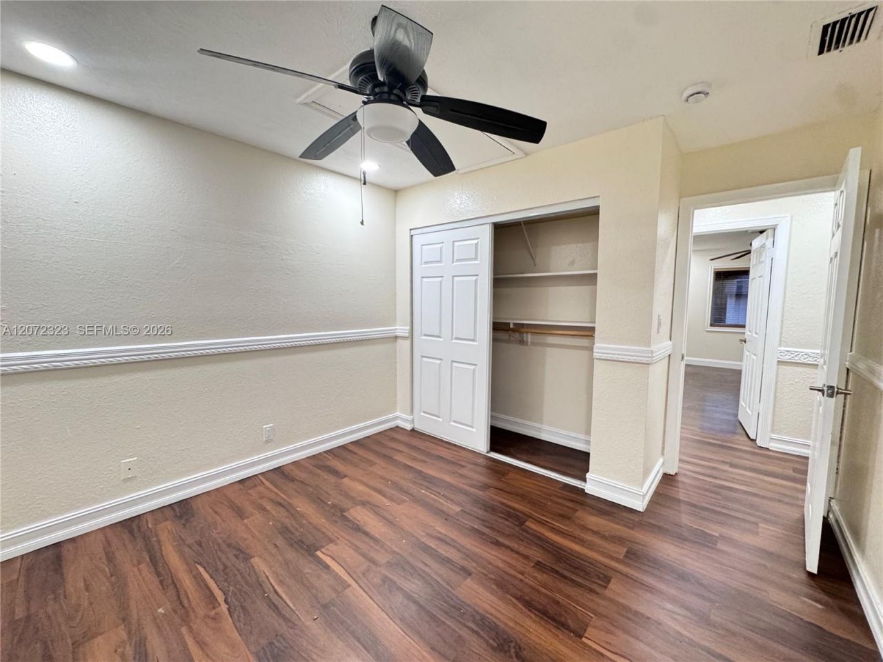 32 Wimbledon Lake Dr , Unit 221, Plantation, FL 33324 Photo