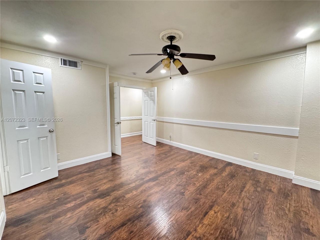 32 Wimbledon Lake Dr , Unit 221, Plantation, FL 33324 Photo