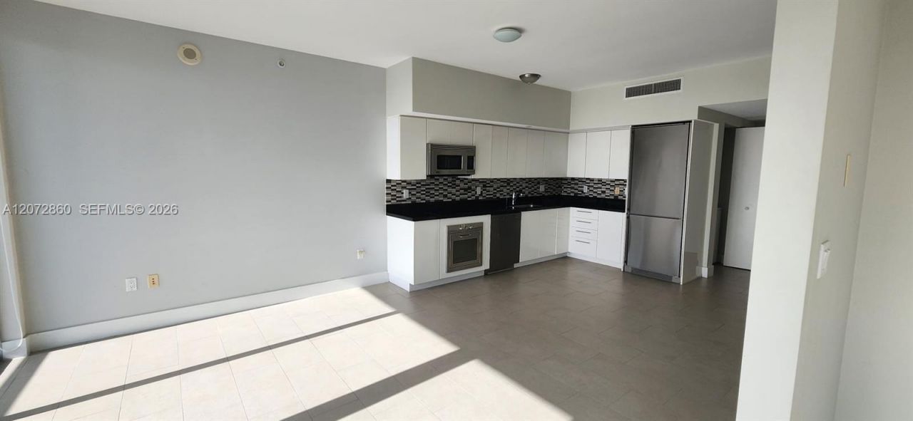 92 SW 3rd St , Unit 4308, Miami, FL 33130 Photo