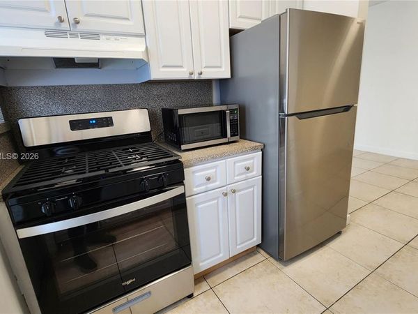 1231 Pennsylvania Ave , Unit 10, Miami Beach, FL 33139