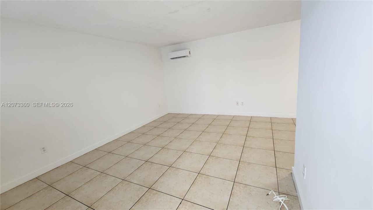 1231 Pennsylvania Ave , Unit 10, Miami Beach, FL 33139 Photo