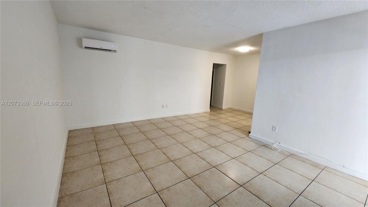 1231 Pennsylvania Ave , Unit 10, Miami Beach, FL 33139 Photo