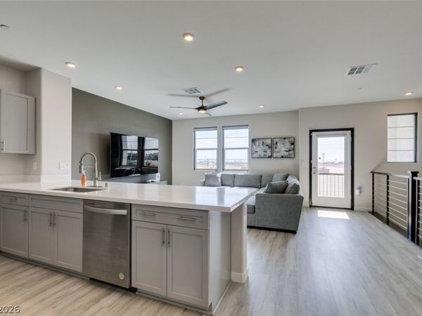 5618 Beguiling Falls Street , Las Vegas, NV 89148