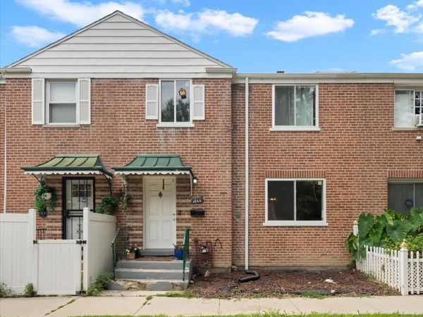 4844 N Harding Avenue , Chicago, IL 60625