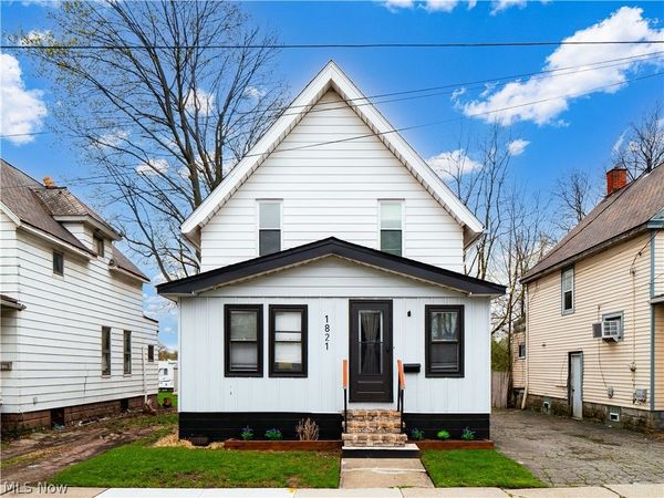 1821 Kenneth Avenue , Cleveland, OH 44109