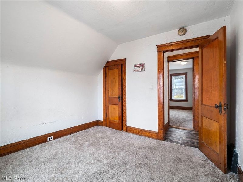 1821 Kenneth Avenue , Cleveland, OH 44109 Photo 31