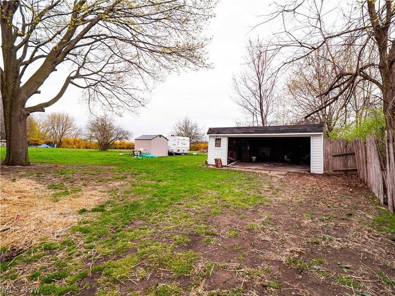 1821 Kenneth Avenue , Cleveland, OH 44109 Photo 7