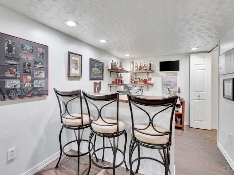 9530 Waxwing Drive, Blue Ash, OH 45241 Photo 14