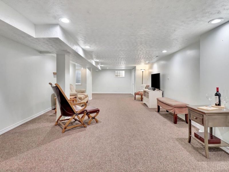 9530 Waxwing Drive, Blue Ash, OH 45241 Photo 17
