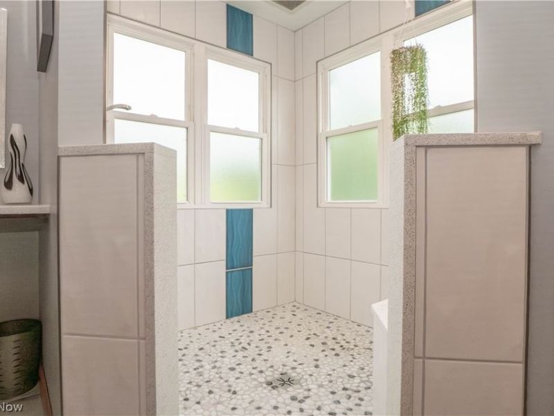 4456 Maplegrove Avenue , Louisville, OH 44641 Photo 30