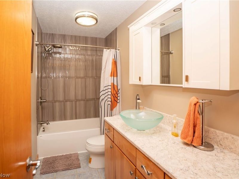 4456 Maplegrove Avenue , Louisville, OH 44641 Photo 37