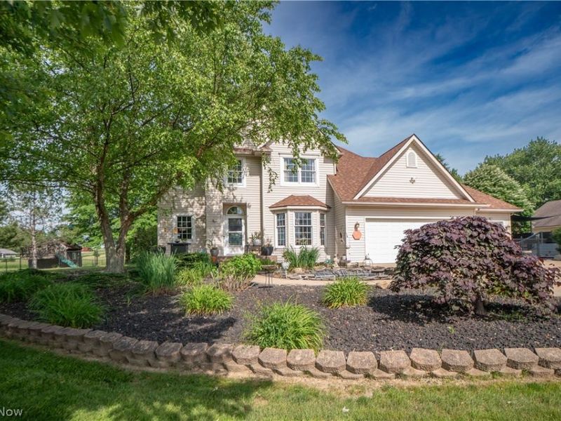 4456 Maplegrove Avenue , Louisville, OH 44641 Photo 5