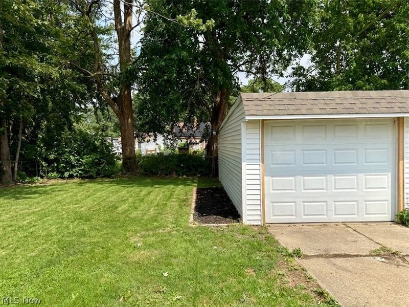 12200 Milligan Avenue , Cleveland, OH 44135 Photo 12