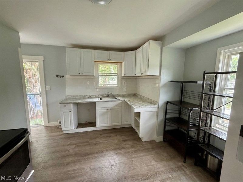 12200 Milligan Avenue , Cleveland, OH 44135 Photo 5