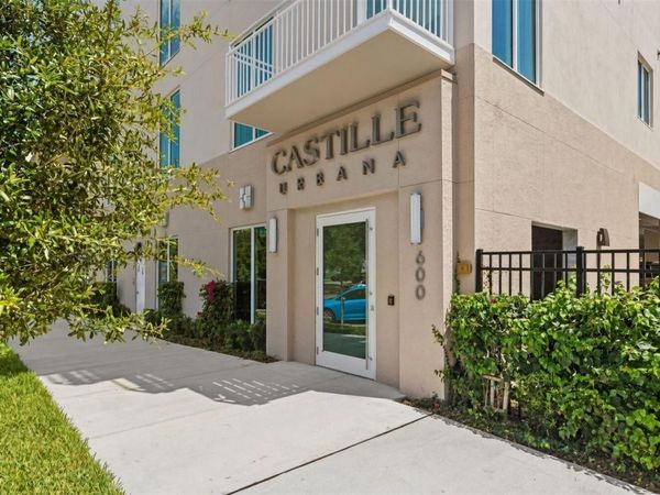 600 3RD AVENUE S, Unit 207, ST PETERSBURG, FL 33701