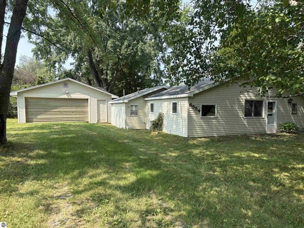 6554 Bear Lake Drive, Lake, MI 48632