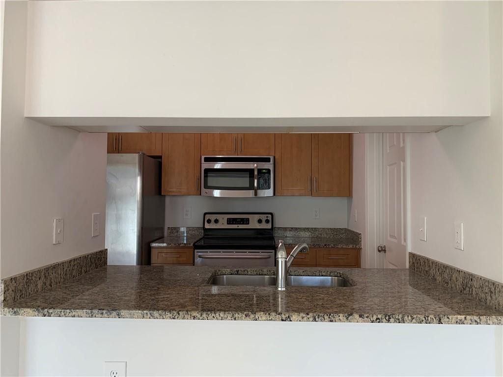 6533 Emerald Dunes Drive, Unit 203, West Palm Beach, FL 33411 Photo