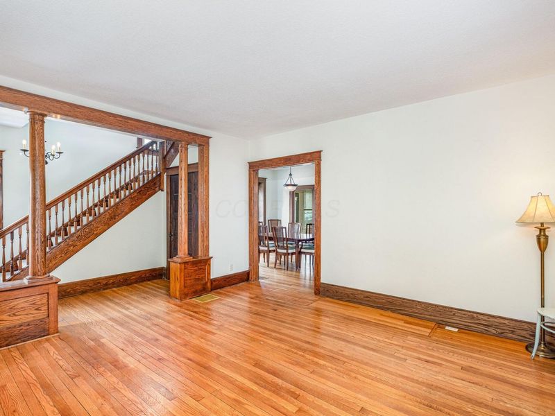 601 E Gambier Street , Mount Vernon, OH 43050 Photo 2