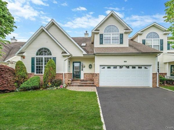 153 Constantine Way , Unit 153, Mount Sinai, NY 11766