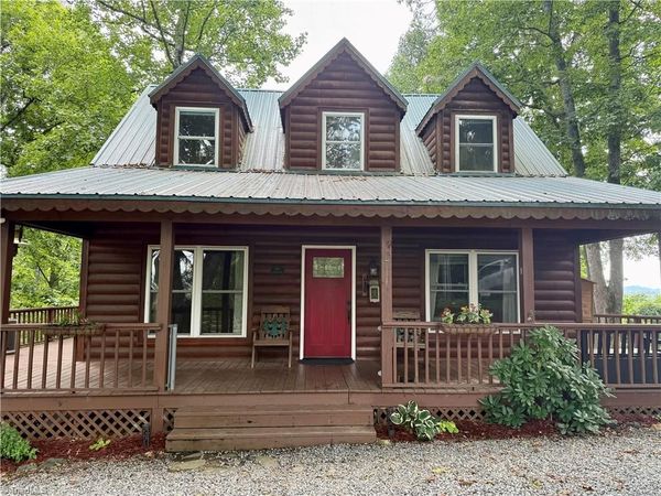 61 Lucky Hill Road , Grassy Creek, NC 28631