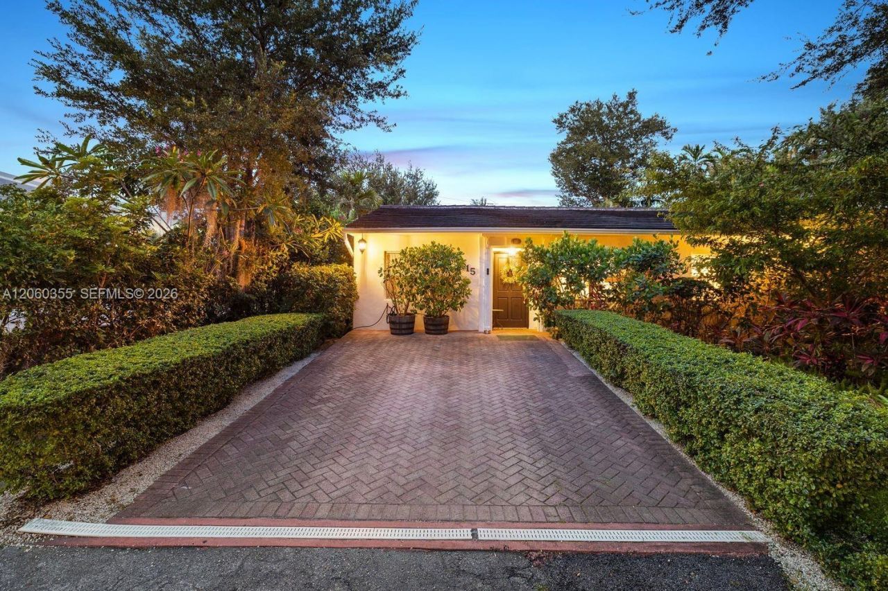815 Monterey St , Coral Gables, FL 33134 Photo