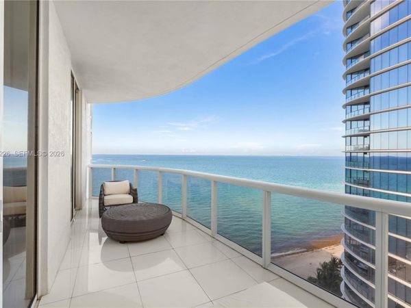 15811 Collins Ave, Unit 1702, Sunny Isles Beach, FL 33160