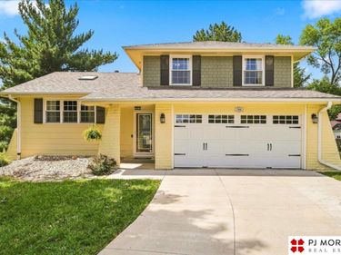 7368 Monroe Circle, Ralston, NE 68127