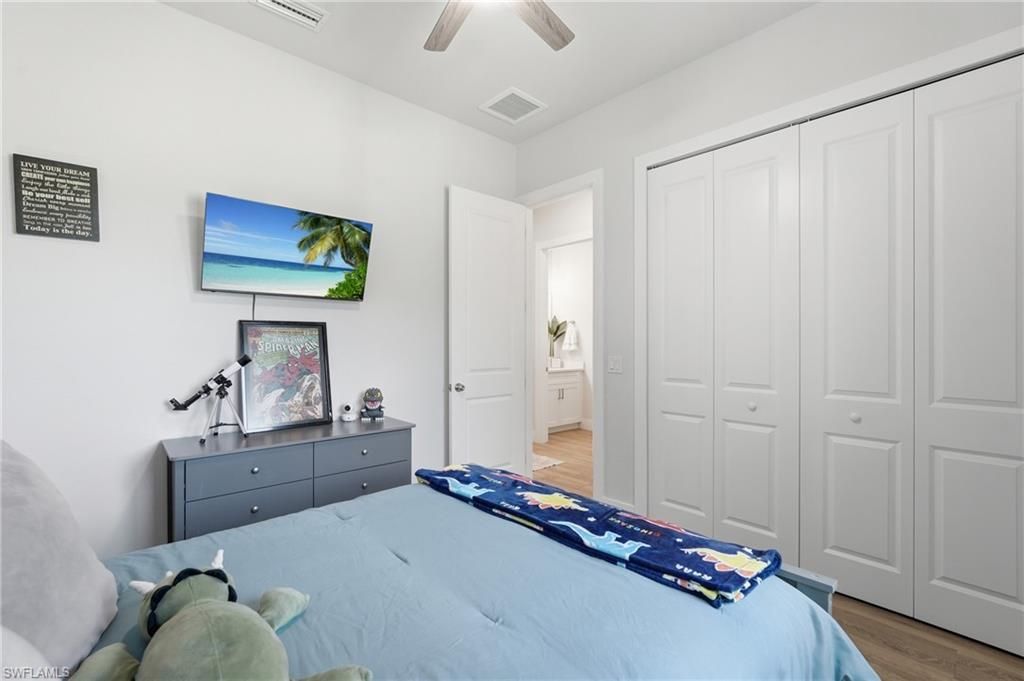 1826 SW 17th Ave, Cape Coral, FL 33991 Photo