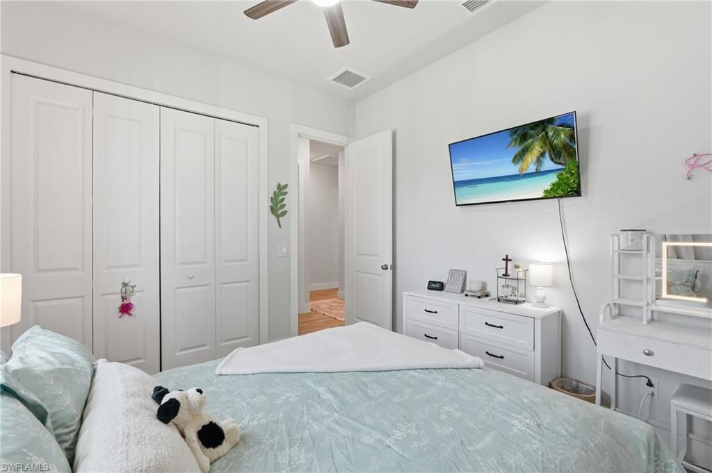 1826 SW 17th Ave, Cape Coral, FL 33991 Photo