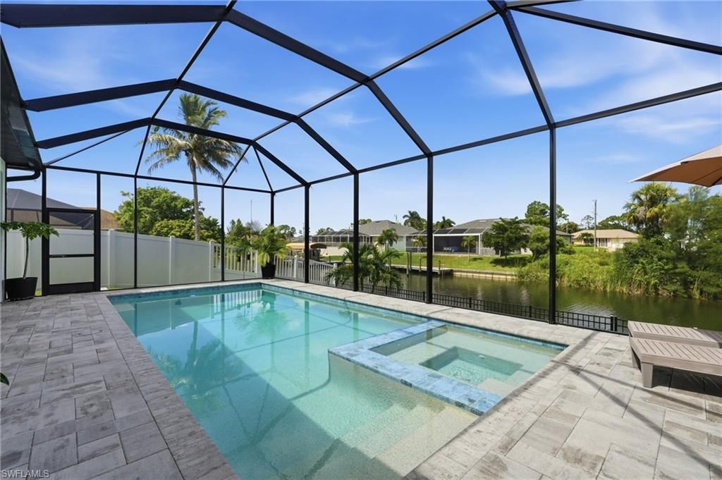 1826 SW 17th Ave, Cape Coral, FL 33991 Photo