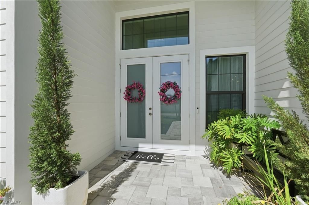 1826 SW 17th Ave, Cape Coral, FL 33991 Photo