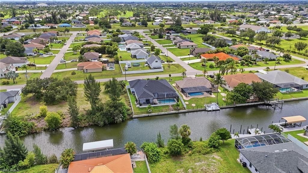 1826 SW 17th Ave, Cape Coral, FL 33991 Photo